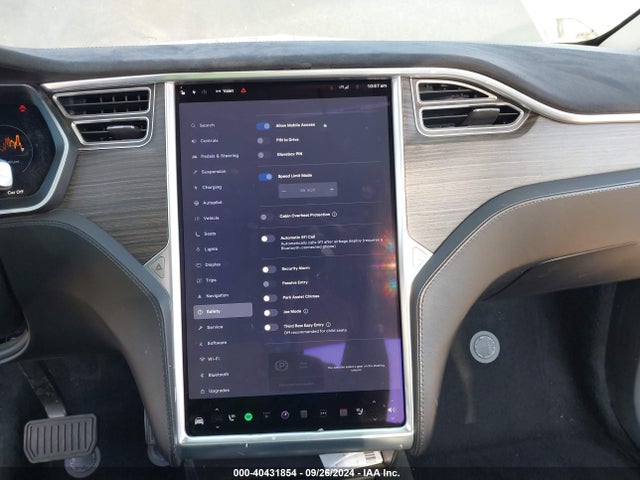 Tesla Model X 60d/70d/75d/90d 2016 5YJXCAE21GF001711 Image 19
