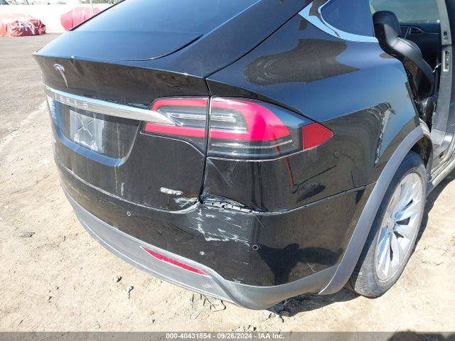 2016 TESLA MODEL X 5YJXCAE21GF001711 Photo 5
