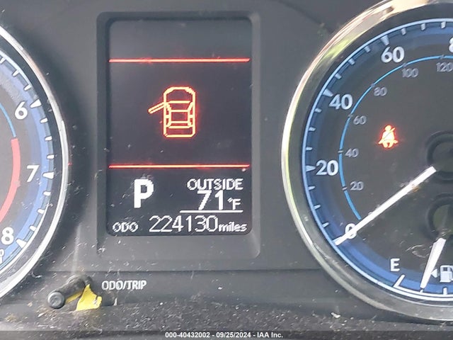 Toyota COROLLA LE 2017 5YFBURHE6HP573360 Image 16