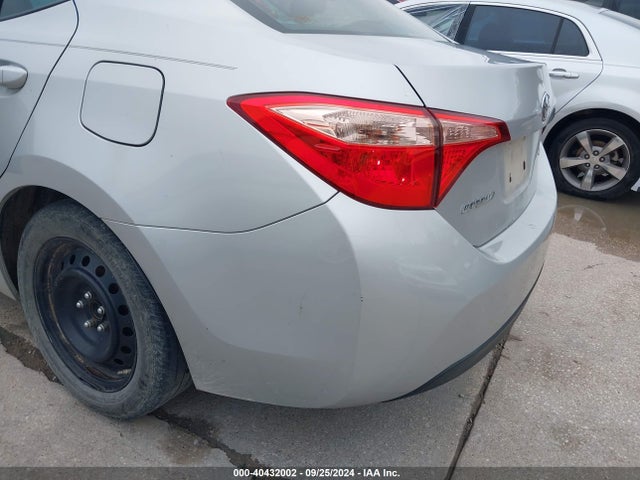 Toyota COROLLA LE 2017 5YFBURHE6HP573360 Image 18