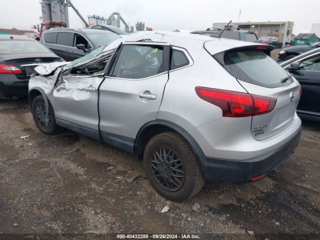 JN1BJ1CR7JW262279 Nissan Rogue Sport S
