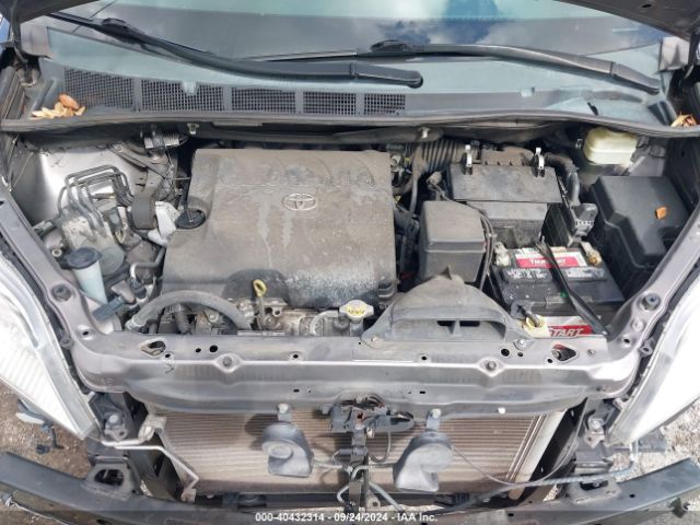 5TDYK3DCXES518656 Toyota Sienna Xle V6 8 Passenger