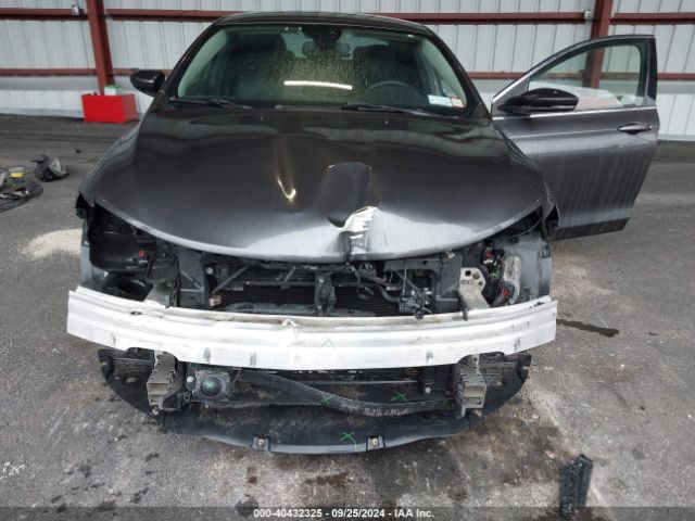1C3CCCCG5FN520080 Chrysler 200 C