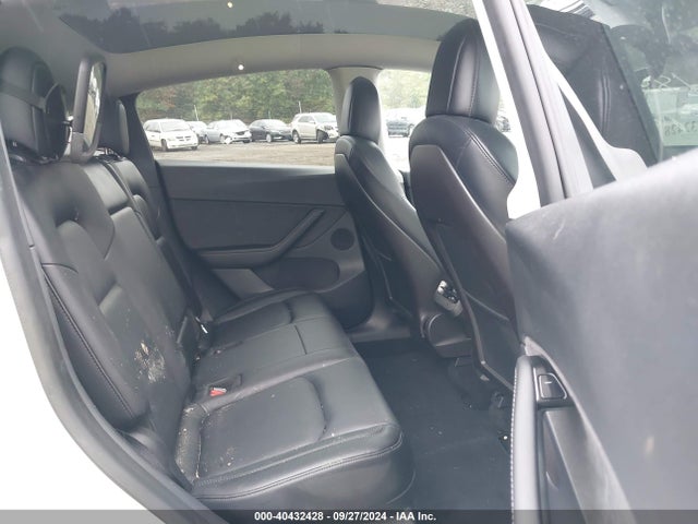 2020 TESLA MODEL Y 5YJYGDEE1LF006132 Photo 7
