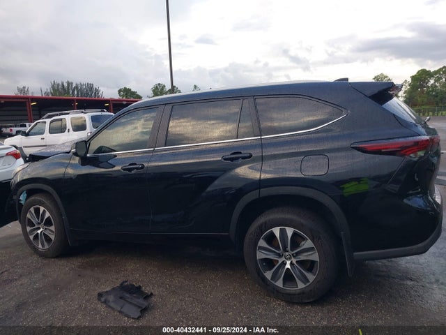 Toyota Highlander Xle 2024 5TDKDRBH1RS559071 Image 14