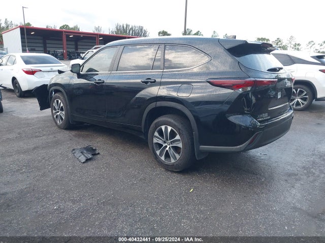 Toyota Highlander Xle 2024 5TDKDRBH1RS559071 Image 3