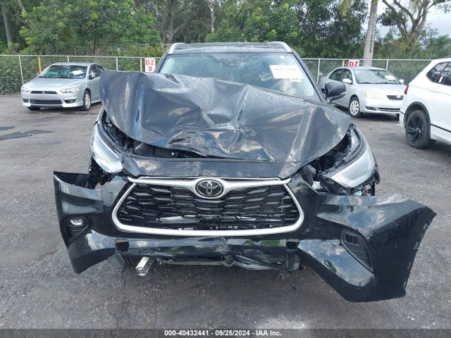 Toyota Highlander Xle 2024 5TDKDRBH1RS559071 Image 6