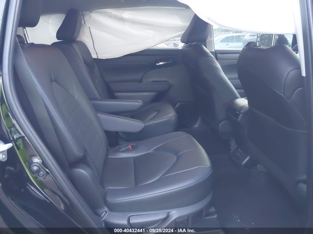Toyota Highlander Xle 2024 5TDKDRBH1RS559071 Image 8