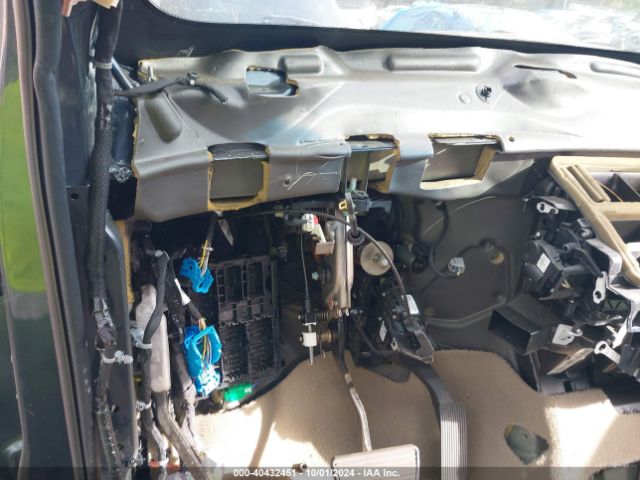 1GNSCHKC2KR254580 Chevrolet Suburban Lt
