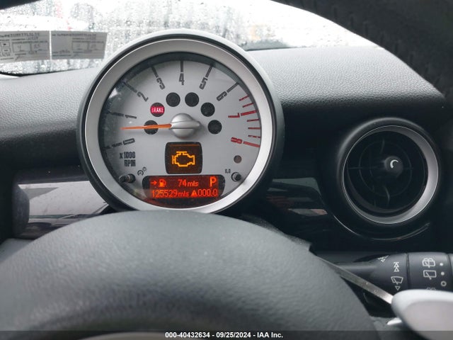 2008 MINI COOPER WMWMF33548TT62638 Photo 6