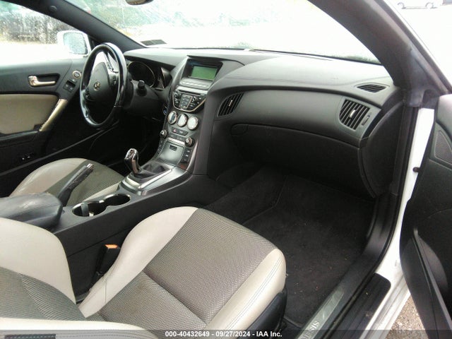 Hyundai Genesis 3.8 Base 2015 KMHHU6KJ1FU125151 Image 5