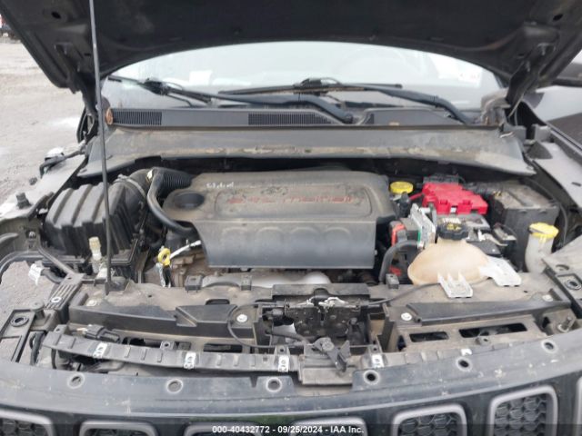 3C4NJDDB2KT748227 Jeep Compass Trailhawk 4x4