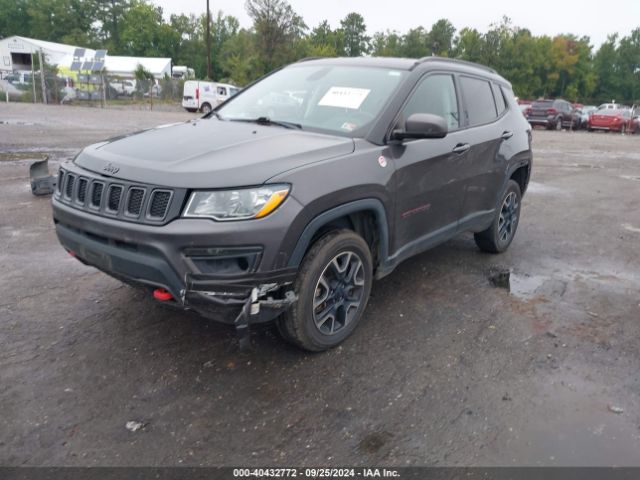 3C4NJDDB2KT748227 Jeep Compass Trailhawk 4x4