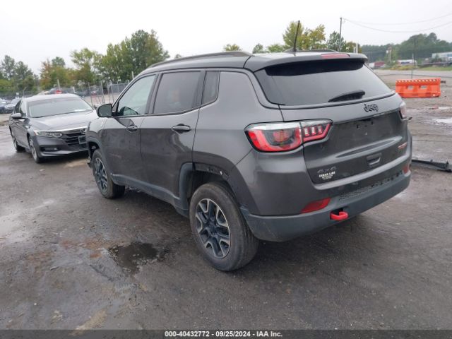 3C4NJDDB2KT748227 Jeep Compass Trailhawk 4x4