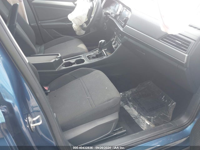 3VWC57BU7KM091711 Volkswagen Jetta 1.4t R-line/1.4t S/1.4t Se