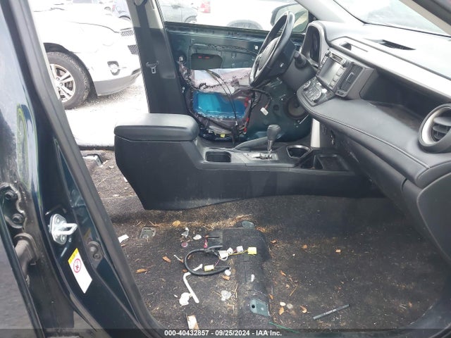 Toyota Rav4 Xle 2018 JTMRFREVXJJ253286 Image 5