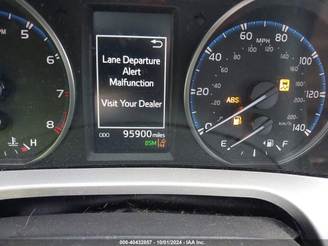 Toyota Rav4 Xle 2018 JTMRFREVXJJ253286 Image 7