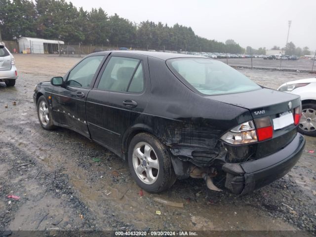 1999 SAAB 9-5 YS3EF48E0X3084785 Photo 2