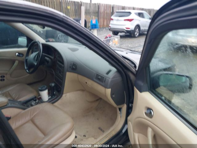 1999 SAAB 9-5 YS3EF48E0X3084785 Photo 4