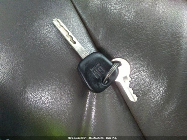 1GCWGFCF2F1280273 Chevrolet Express 2500 Work Van