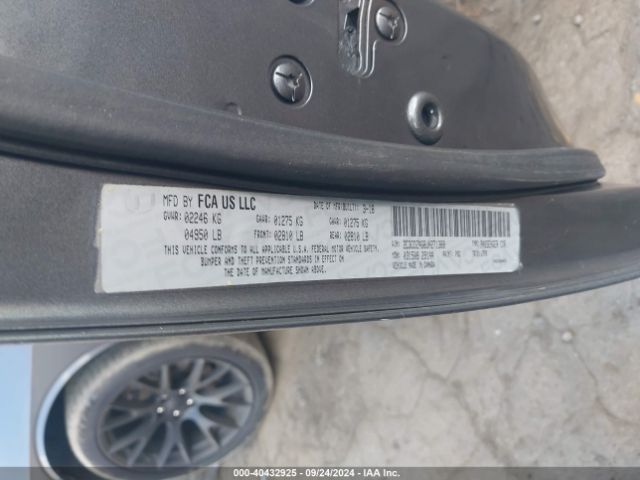 2C3CDZAG8JH271388 Dodge Challenger Sxt