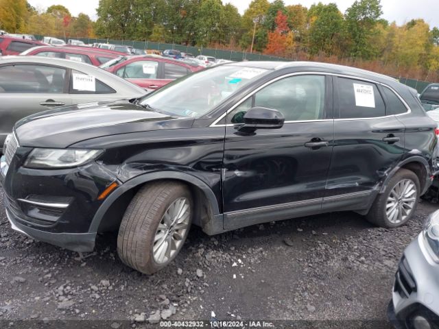 5LMCJ1D98KUL39439 Lincoln Mkc Standard