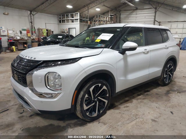 2022 MITSUBISHI OUTLANDER JA4J4UA8XNZ066315 Photo 1
