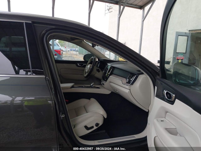 YV4062RLXN1075004 Volvo Xc60 B6 Inscription