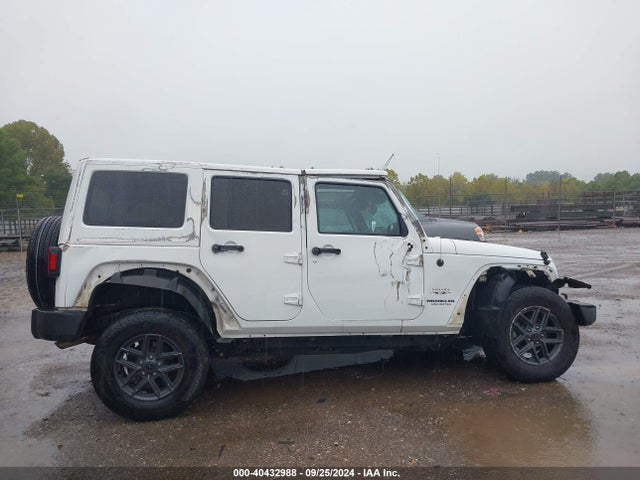 1C4BJWEG7GL112074 Jeep Wrangler Unlimited Sahara
