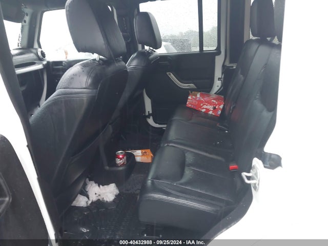 1C4BJWEG7GL112074 Jeep Wrangler Unlimited Sahara