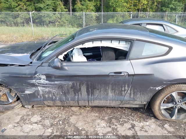 Ford Mustang Ecoboost 2018 1FA6P8TH8J5174155 Image 14