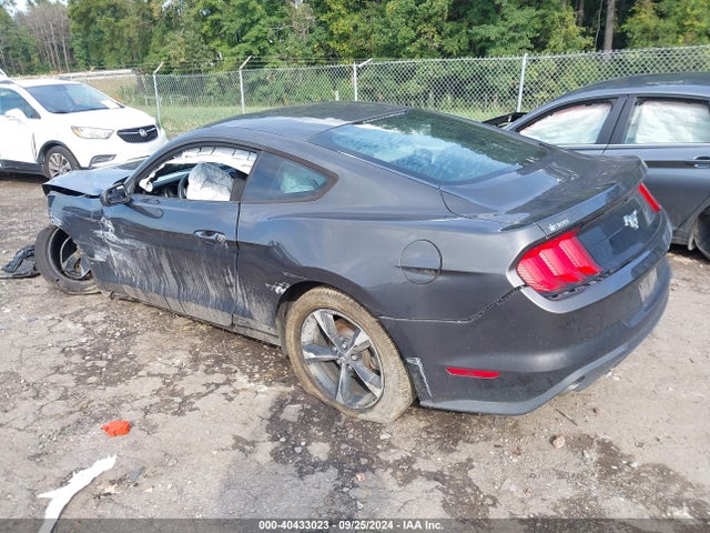 Ford Mustang Ecoboost 2018 1FA6P8TH8J5174155 Image 3