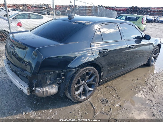 2C3CCABG8MH598901 Chrysler 300 300s