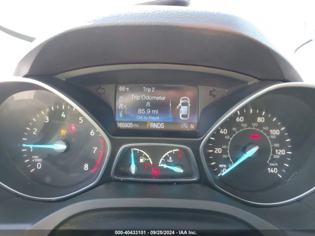 1FMCU0J97HUC35557 Ford Escape Titanium