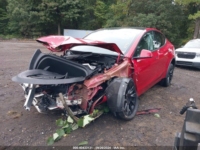 2021 TESLA MODEL Y 5YJYGDEE9MF311427 Photo 1