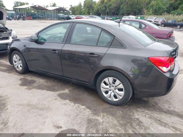Chevrolet Cruze Ls Auto 2014 1G1PA5SGXE7235547 Image 3
