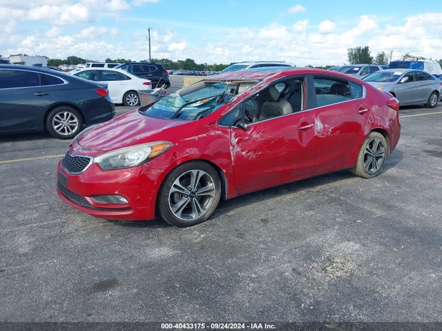 KNAFZ4A89G5548763 KIA FORTE EX