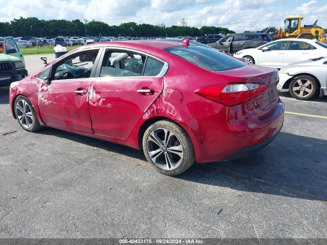 KNAFZ4A89G5548763 KIA FORTE EX