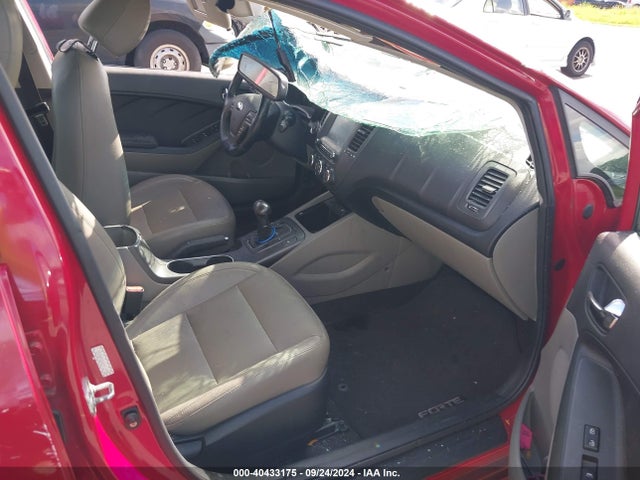 KNAFZ4A89G5548763 KIA FORTE EX
