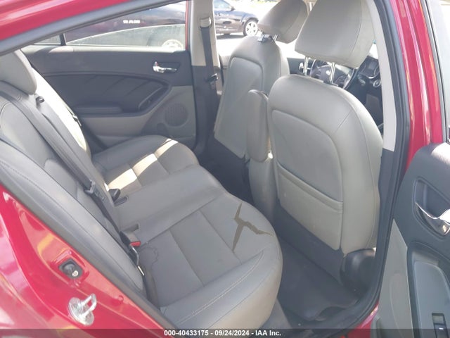 KNAFZ4A89G5548763 KIA FORTE EX