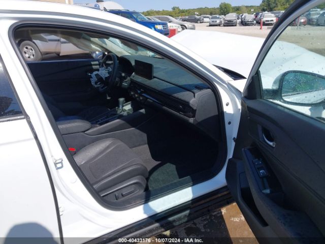 1HGCY2F8XRA081001 Honda Accord Hybrid Touring