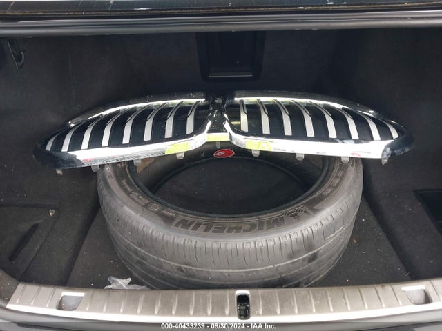 BMW 750i Xdrive 2020 WBA7U2C05LGM27743 Image 12
