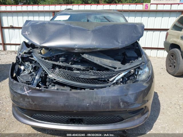 2C4RC1DG8MR538646 Chrysler Voyager Lxi