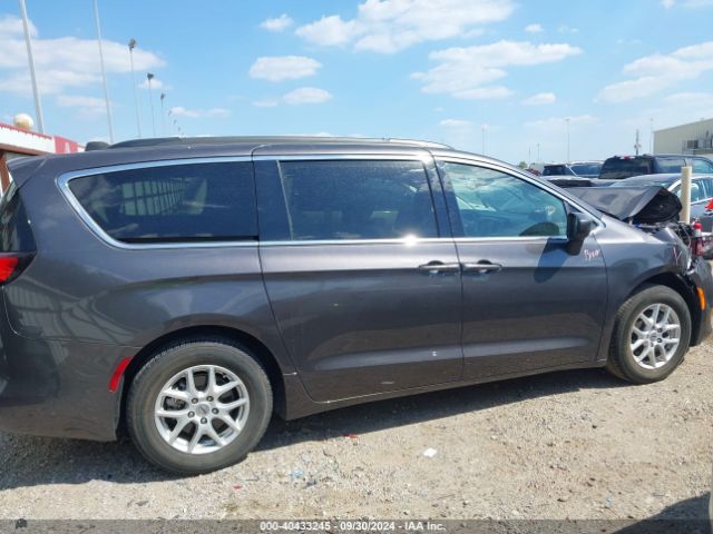 2C4RC1DG8MR538646 Chrysler Voyager Lxi