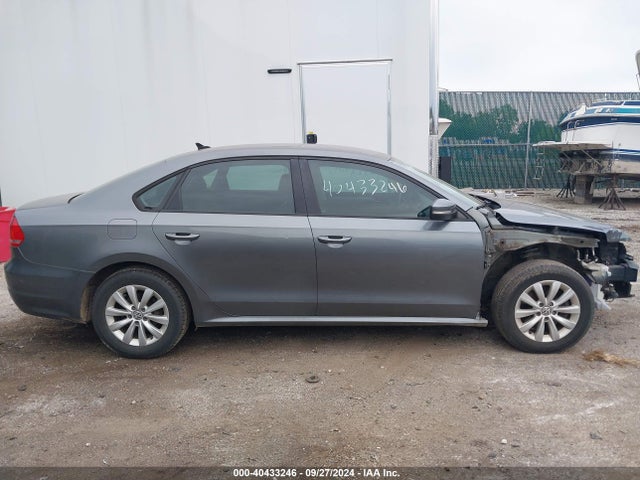 Volkswagen Passat 1.8t Wolfsburg Edition 2015 1VWAT7A32FC005511 Image 14