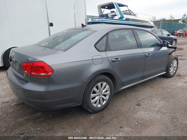 Volkswagen Passat 1.8t Wolfsburg Edition 2015 1VWAT7A32FC005511 Image 4