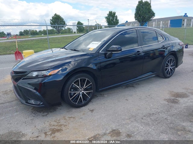 4T1G11AK3NU633301 Toyota CAMRY SE