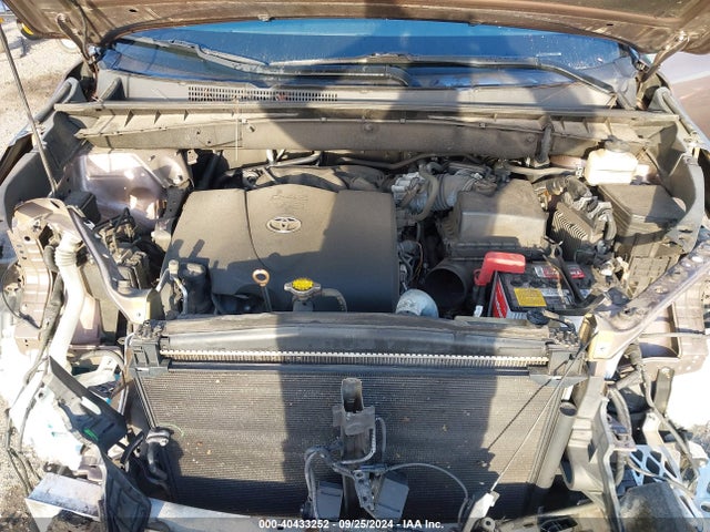Toyota Highlander Xle 2017 5TDKZRFH9HS207012 Image 10