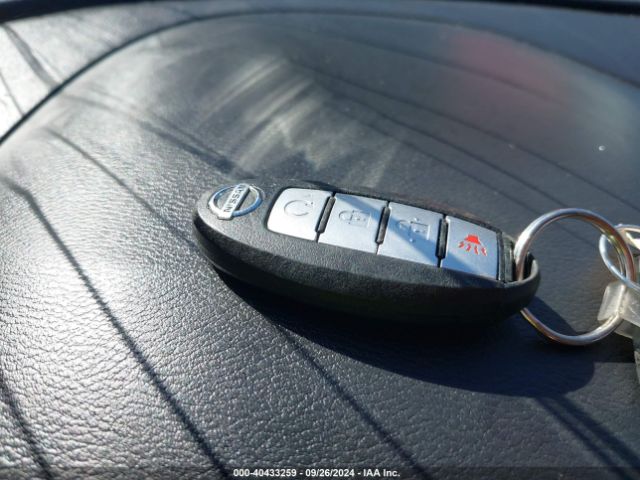 3N1CP5CU2KL482404 Nissan KICKS SV