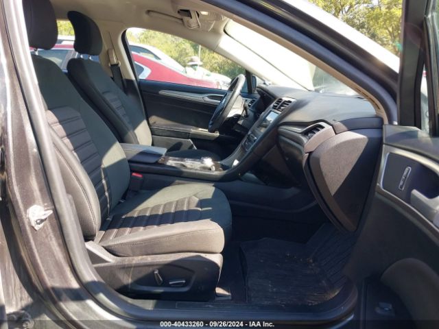 3FA6P0HD7JR285025 Ford FUSION SE